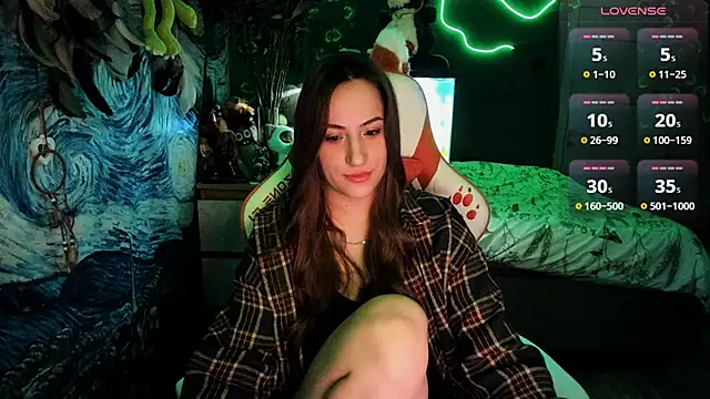 Selbi Paine online show from 04.02.26