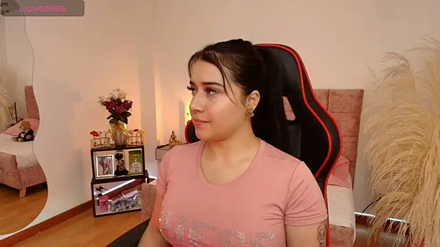 KallyMyller1 online show from 12.10.24