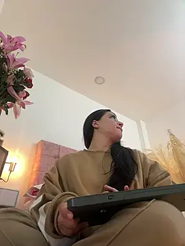 KallyMyller1 online show from 02.17.25