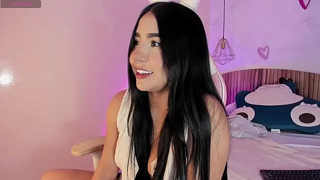 Snapshot of Mariana_sweetest chatting on 02.11.25 Mariana sweetest online show from 02.11.25