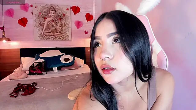 Snapshot of Mariana_sweetest chatting on 02.15.25 Mariana sweetest online show from 02.15.25