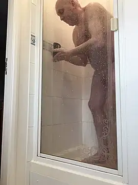 Free2cum4u online show from 02.15.25