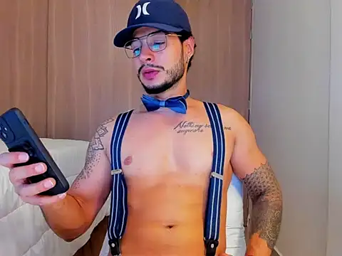 Sirs papi online show from 12.17.25