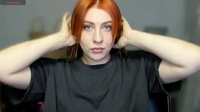 Snapshot of KindKristy chatting on 06.19.26 KindKristy online show from 06.19.26