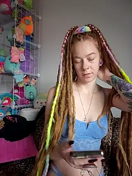 LucidLucy online show from 11.18.25