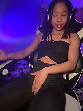 thebrattygoddess online show from 02.05.25