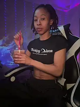 thebrattygoddess online show from 03.15.25