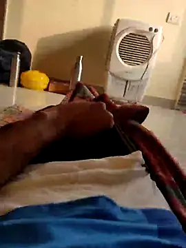 Snapshot of Hausa_44 chatting on 11.05.25 Hausa 44 online show from 11.05.25