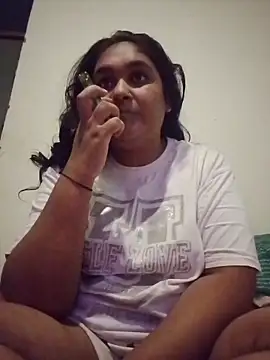 Indianbloom- online show from 04.08.26