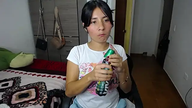 emily honter online show from 02.18.25