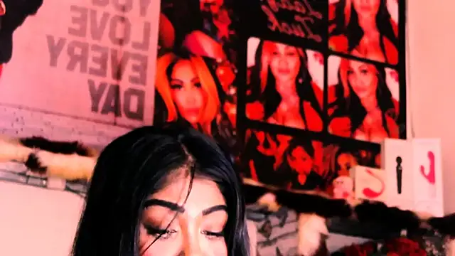 indian dreamgirl online show from 10.22.25