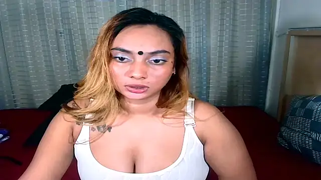 Snapshot of sexyindianchic chatting on 12.04.25 sexyindianchic online show from 12.04.25