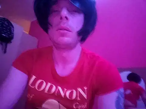 Snapshot of PlusSeks90 chatting on 12.25.24 PlusSeks90 online show from 12.25.24