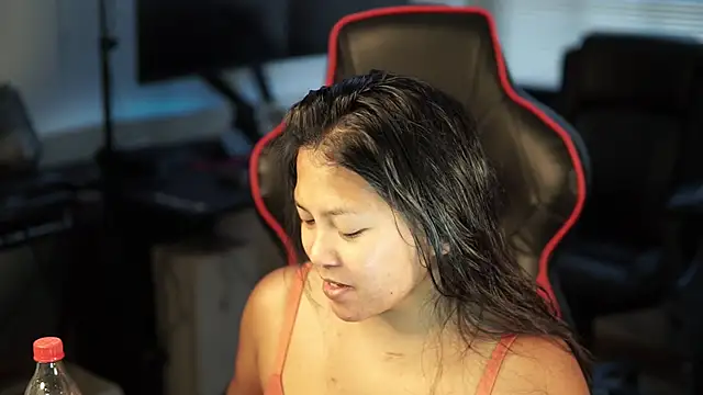 Bubbleliyah online show from 01.03.25