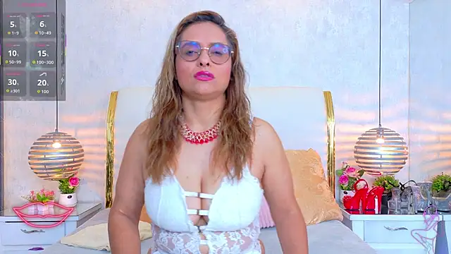 MarilynVega1 online show from 07.17.26