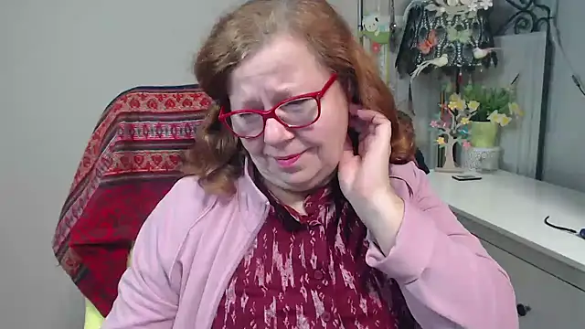 Adelewildx online show from 11.05.25