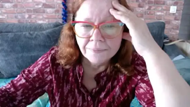 Adelewildx online show from 12.17.25