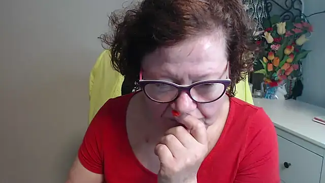 Adelewildx online show from 04.13.26