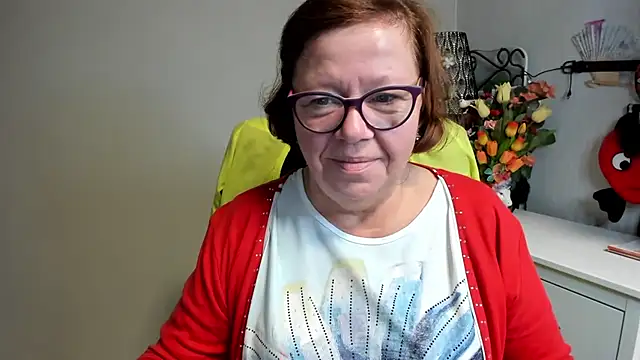 Snapshot of Adelewildx chatting on 06.11.26 Adelewildx online show from 06.11.26