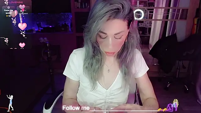 AnnieGOld  online show from 02.06.26