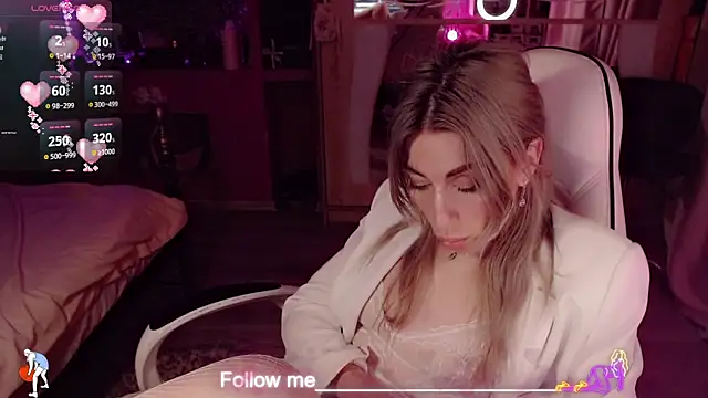 AnnieGOld  online show from 03.16.26