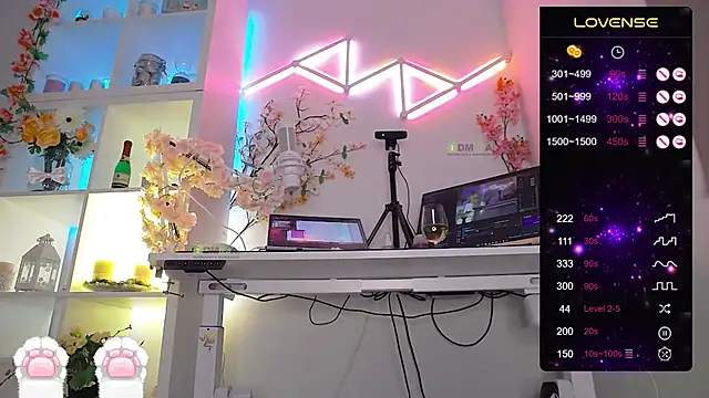 Elena-Marilyn online show from 01.25.25