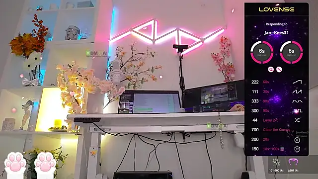 Elena-Marilyn online show from 09.24.25