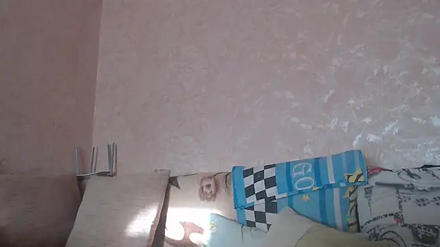 Amy August online show from 03.06.25