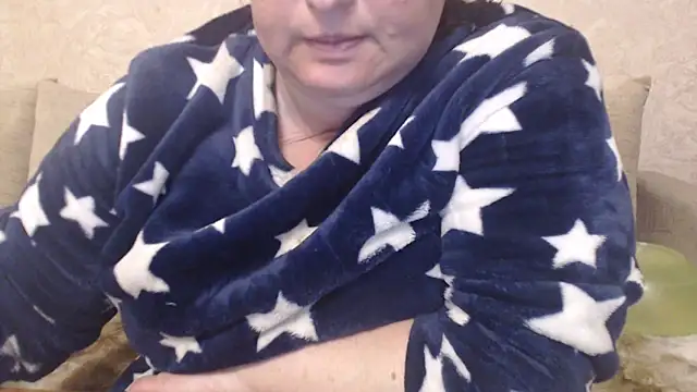 Amy August online show from 04.12.26