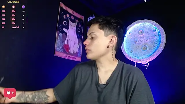 girl intense444 online show from 02.10.26