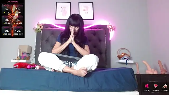 CharlotteLemke online show from 11.14.25