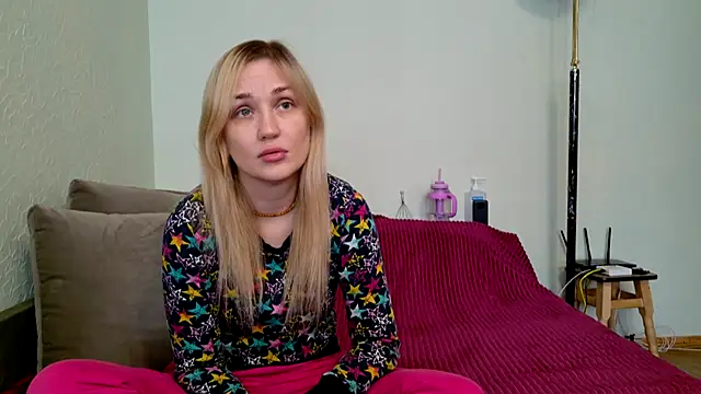 Snapshot of ModelEva chatting on 01.16.26 ModelEva online show from 01.16.26