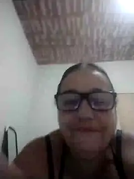 Snapshot of catdool chatting on 01.14.25 catdool online show from 01.14.25