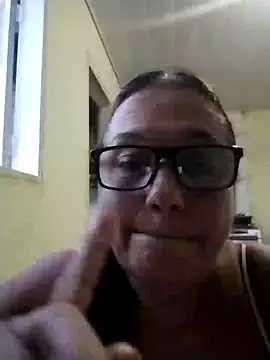 Snapshot of catdool chatting on 01.22.25 catdool online show from 01.22.25