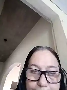 Snapshot of catdool chatting on 02.03.25 catdool online show from 02.03.25