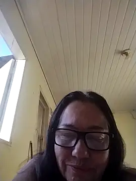 Snapshot of catdool chatting on 02.26.25 catdool online show from 02.26.25