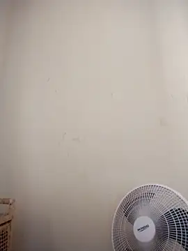 Snapshot of catdool chatting on 02.27.25 catdool online show from 02.27.25