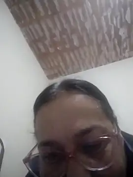 Snapshot of catdool chatting on 03.23.25 catdool online show from 03.23.25