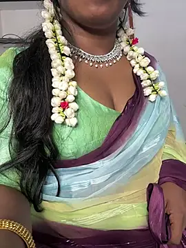 Dhiyapink online show from 01.15.25