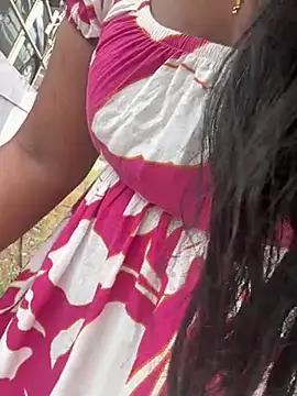 Dhiyapink online show from 01.19.25