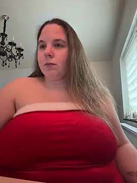 AureliaWinter online show from 12.17.25