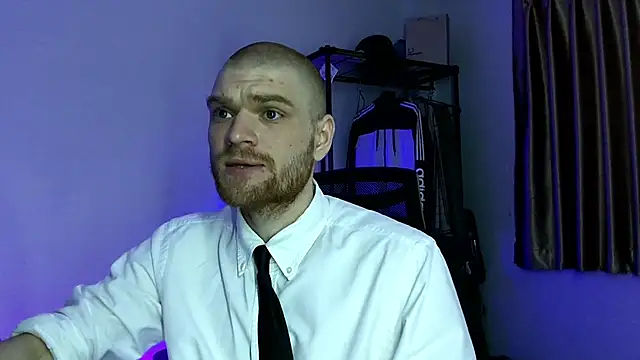 kinkypumpkinboy online show from 01.21.25