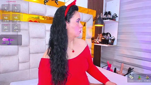 Snapshot of bigass_monic chatting on 11.29.25 bigass monic online show from 11.29.25