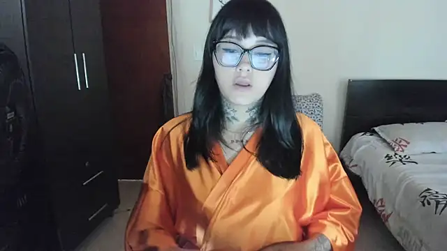 Snapshot of youth_lust69 chatting on 11.02.25 youth lust69 online show from 11.02.25