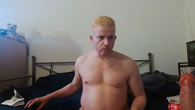 Snapshot of Dragonnyc@xh chatting on 10.08.25 Dragonnycxh online show from 10.08.25