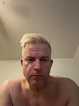 Snapshot of Dragonnyc@xh chatting on 11.26.25 Dragonnycxh online show from 11.26.25