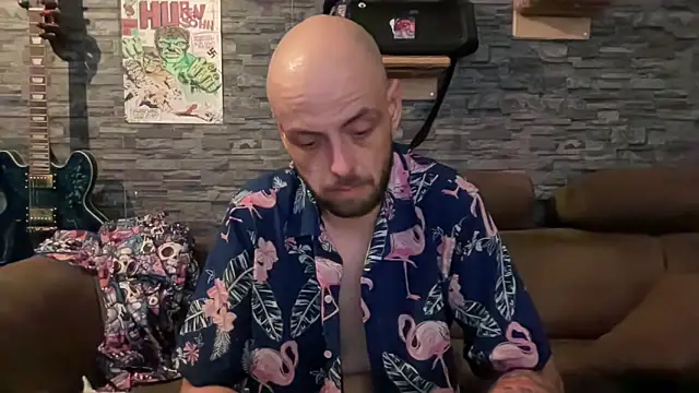 kissfreak85 online show from 05.26.26