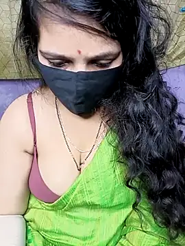 Snapshot of Rising_Smiler chatting on 02.16.25 Rising Smiler online show from 02.16.25
