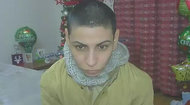 Snapshot of hotSANDRA_STARR chatting on 12.17.24 hotSANDRA STARR online show from 12.17.24