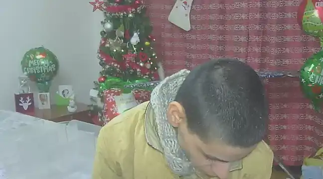 Snapshot of hotSANDRA_STARR chatting on 12.18.24 hotSANDRA STARR online show from 12.18.24